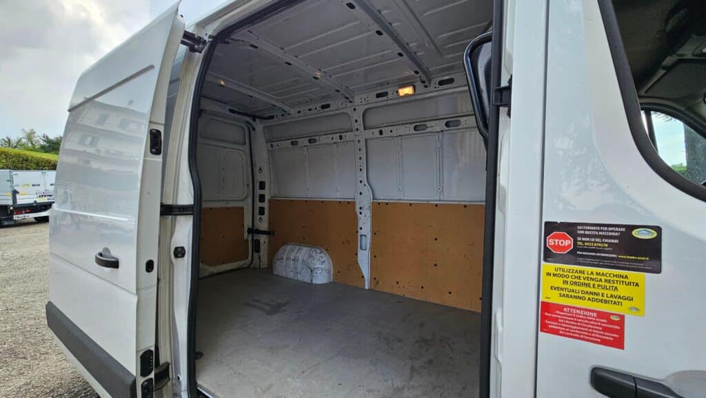 GE748PJ (2)